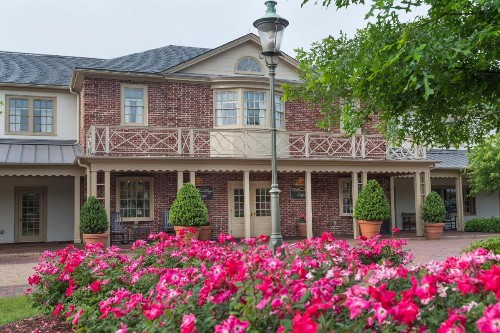 Williamsburg Lodge Autograph Collection - image 3