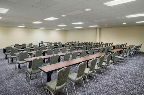 Doubletree by Hilton Hotel Williamsburg - image 11