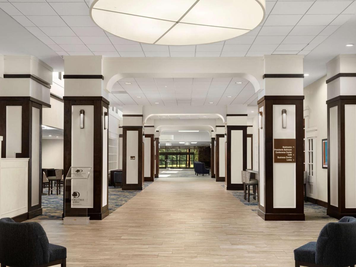 Doubletree by Hilton Hotel Williamsburg - image 2