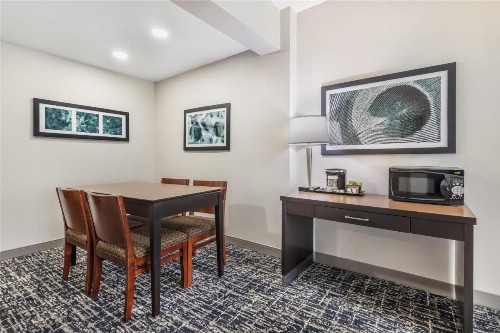Doubletree by Hilton Hotel Williamsburg - image 34