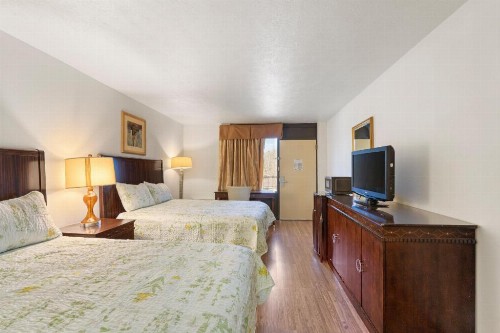 Travelodge Inn & Suites by Wyndham Historic Area - image 15
