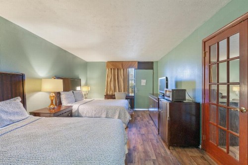 Travelodge Inn & Suites by Wyndham Historic Area - image 18