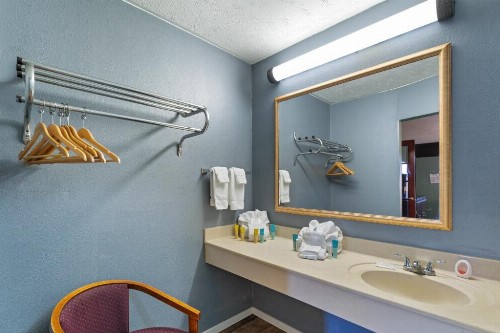 Travelodge Inn & Suites by Wyndham Historic Area - image 25