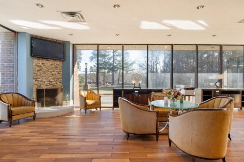 Travelodge Inn & Suites by Wyndham Historic Area - image 5