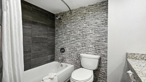 Holiday Inn Express Williamsburg North an IHG Hotel - image 15