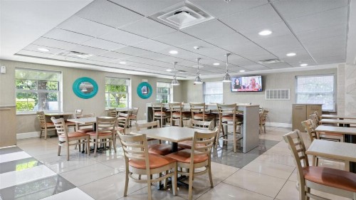 Holiday Inn Express Williamsburg North an IHG Hotel - image 27