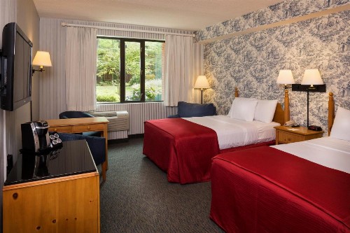 Williamsburg Woodlands Hotel - A Colonial Williamsburg Hotel - image 13