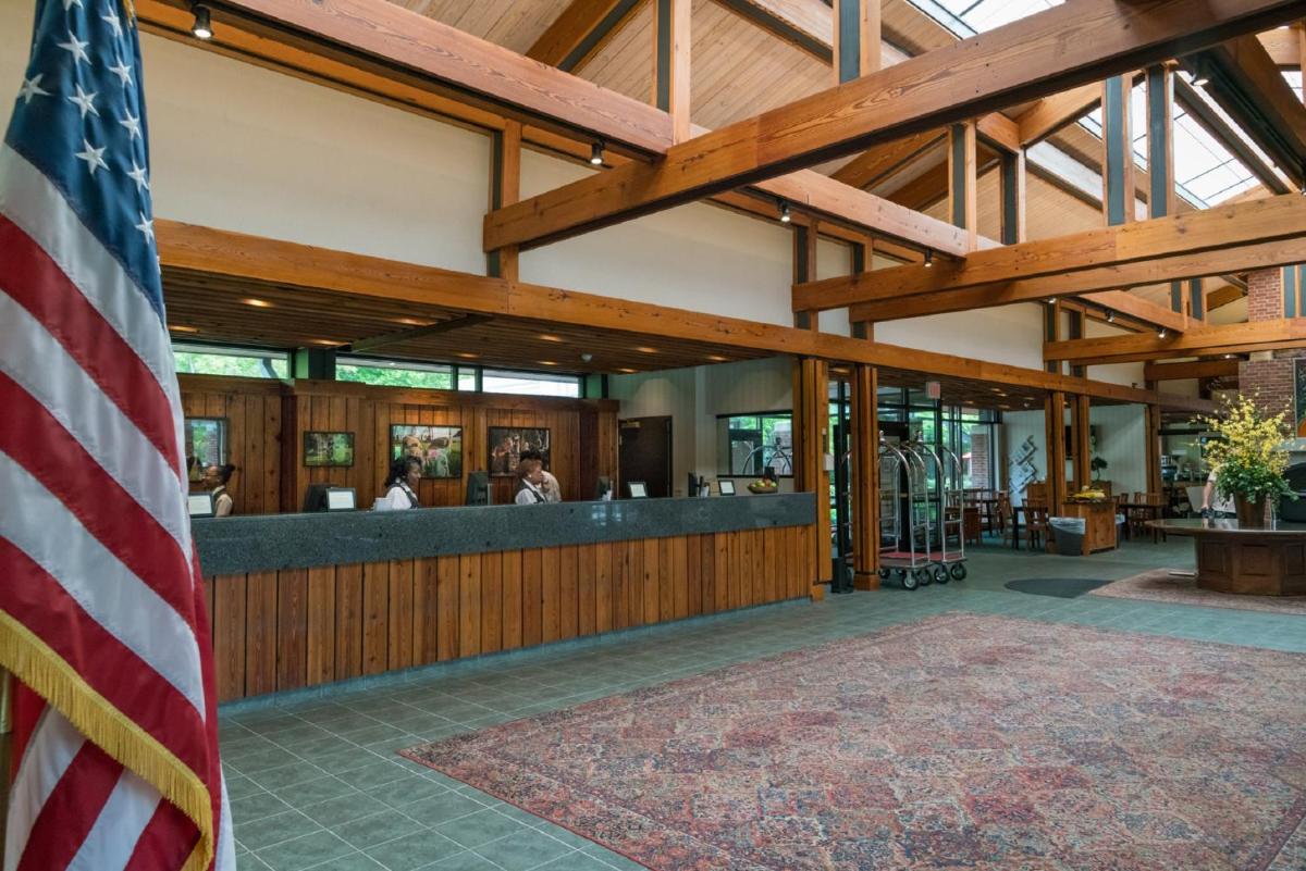 Williamsburg Woodlands Hotel - A Colonial Williamsburg Hotel - image 5