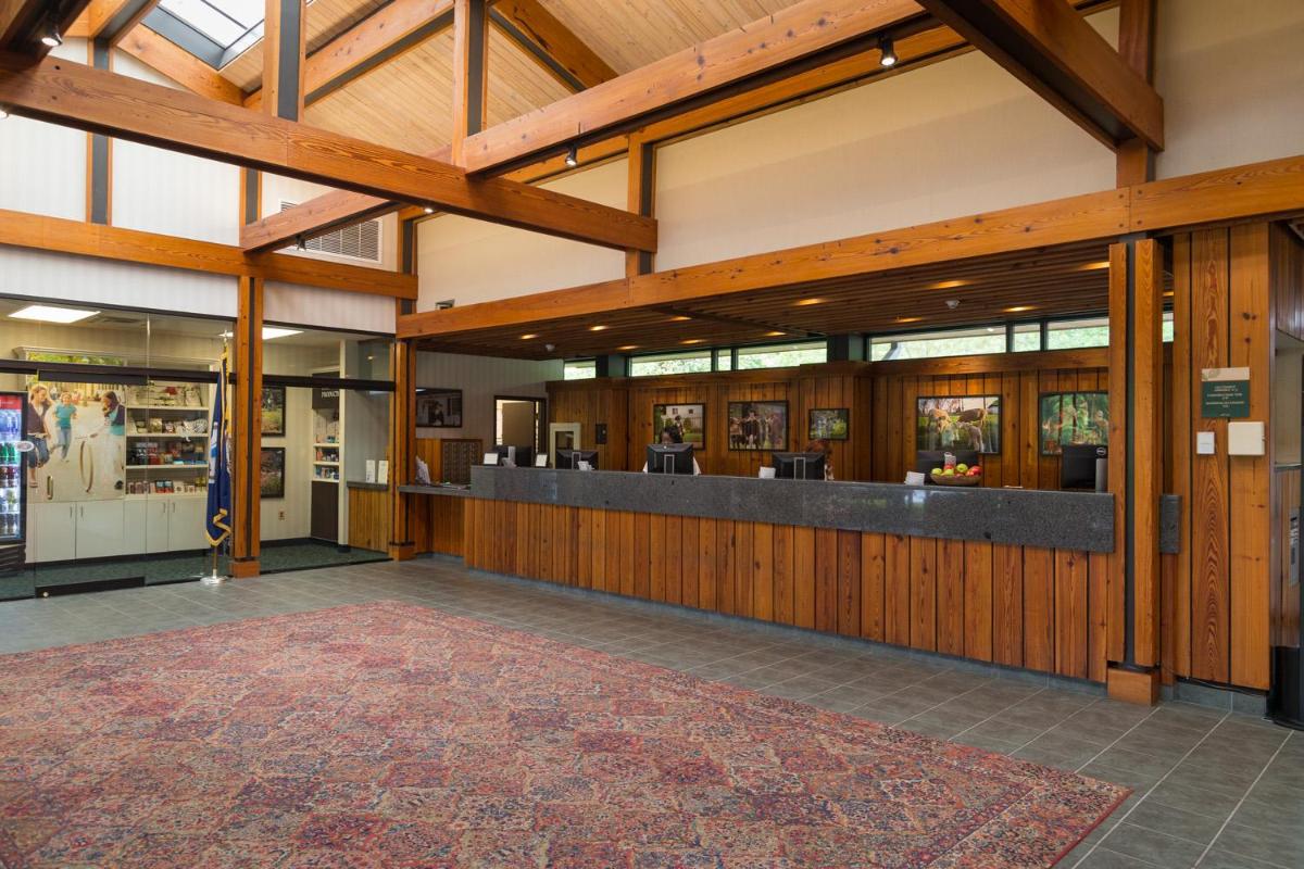 Williamsburg Woodlands Hotel - A Colonial Williamsburg Hotel - image 7