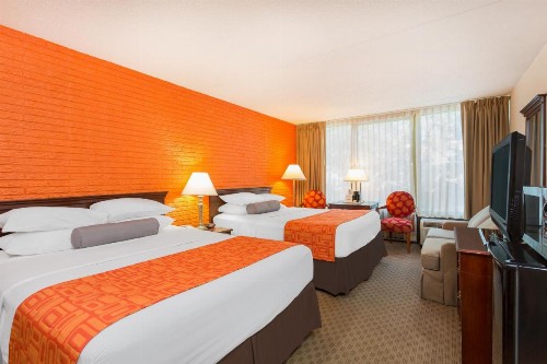 Howard Johnson by Wyndham Williamsburg - image 24