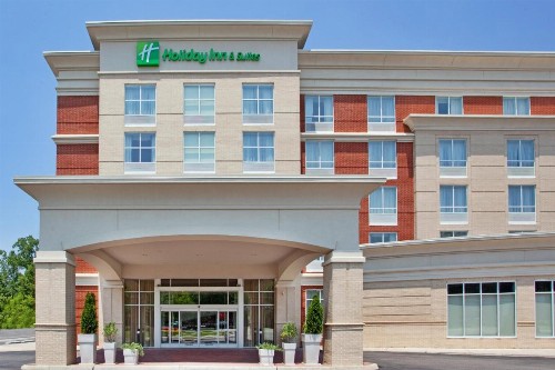 Holiday Inn Hotel & Suites Gateway an IHG Hotel - image 15