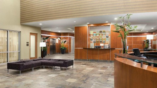 Holiday Inn Hotel & Suites Gateway an IHG Hotel - image 21