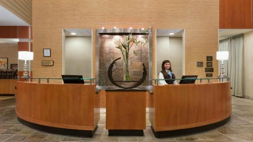 Holiday Inn Hotel & Suites Gateway an IHG Hotel - image 23