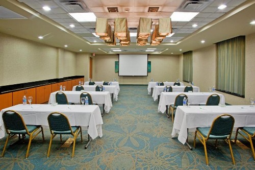 Holiday Inn Hotel & Suites Gateway an IHG Hotel - image 6