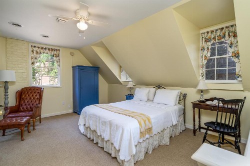 Cedars of Williamsburg Bed & Breakfast - image 25