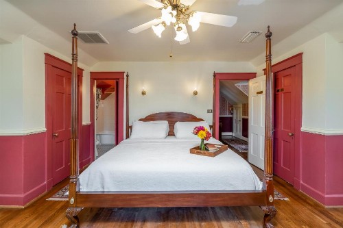 Cedars of Williamsburg Bed & Breakfast - image 38