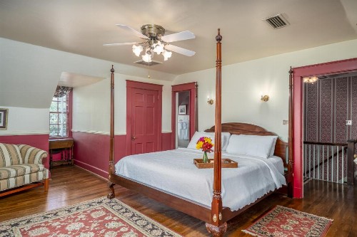 Cedars of Williamsburg Bed & Breakfast - image 39