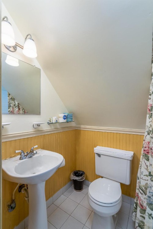 Cedars of Williamsburg Bed & Breakfast - image 46