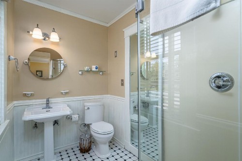 Cedars of Williamsburg Bed & Breakfast - image 47