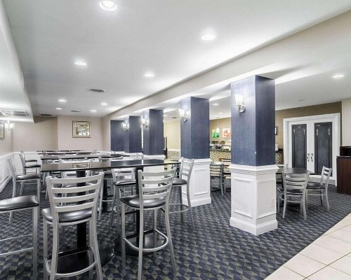 Rodeway Inn & Suites Williamsburg Central - image 13