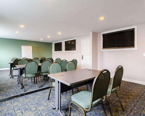 Rodeway Inn & Suites Williamsburg Central - image 17