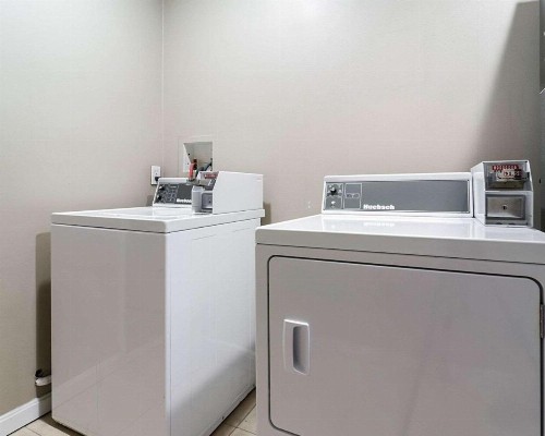 Rodeway Inn & Suites Williamsburg Central - image 24