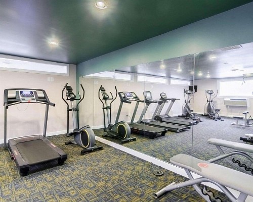 Rodeway Inn & Suites Williamsburg Central - image 9