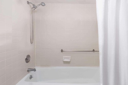 Days Inn by Wyndham Williamsburg Historic Area - image 31