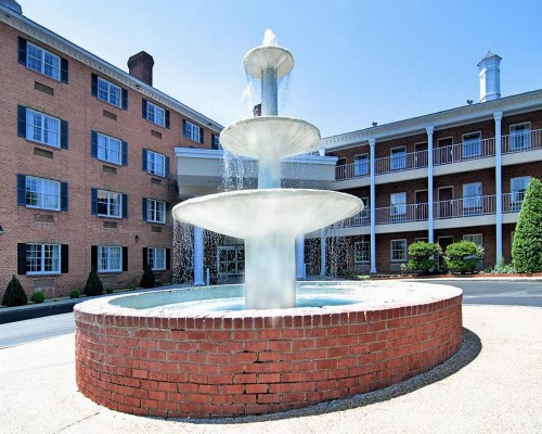 Days Inn by Wyndham Williamsburg Historic Area - image 7