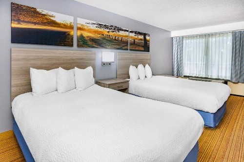 Days Inn & Suites by Wyndham Colonial - image 35