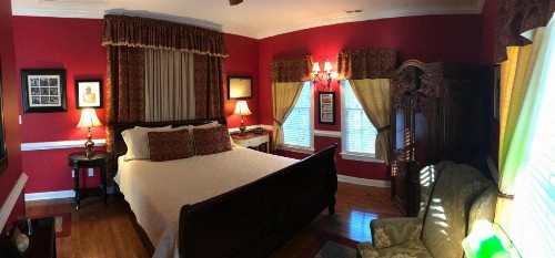 A Williamsburg White House Inn - image 13