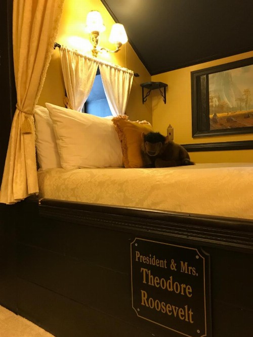 A Williamsburg White House Inn - image 20