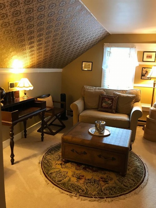 A Williamsburg White House Inn - image 21