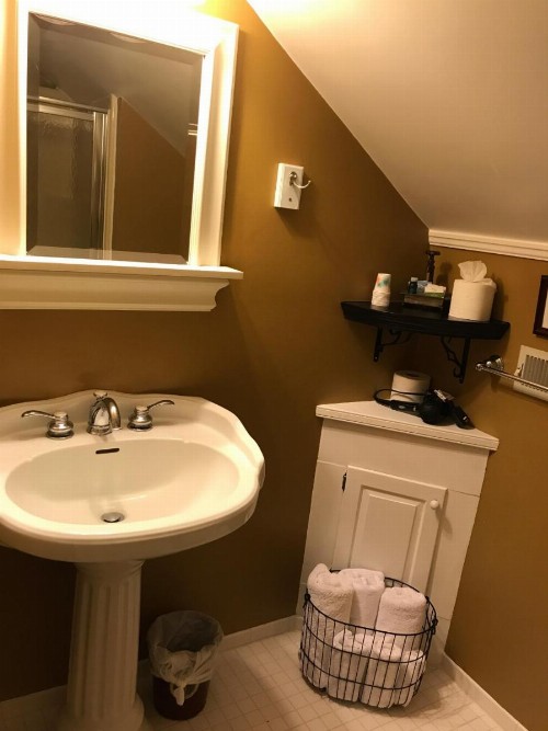 A Williamsburg White House Inn - image 23