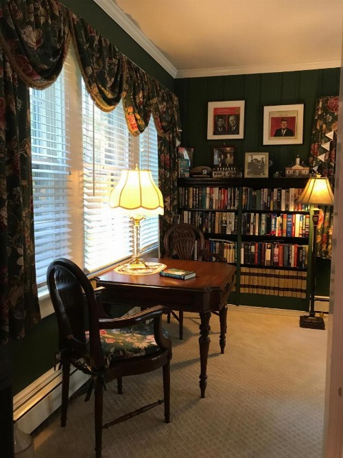 A Williamsburg White House Inn - image 41