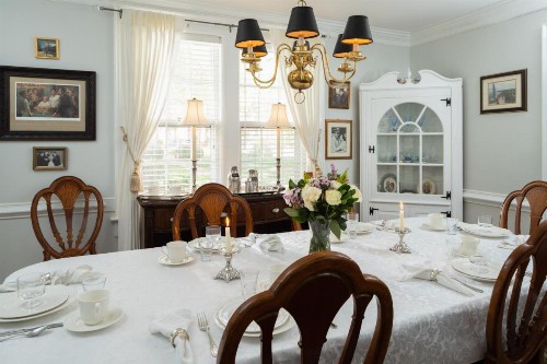 A Williamsburg White House Inn - image 46