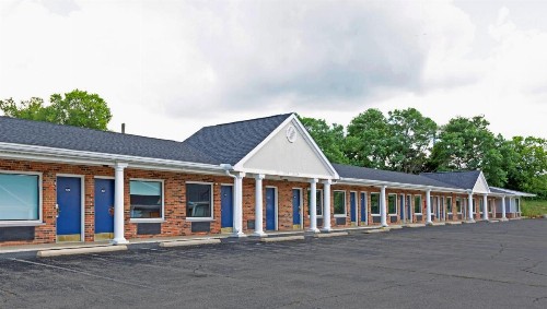 Sunrise Inn Williamstown - image 13