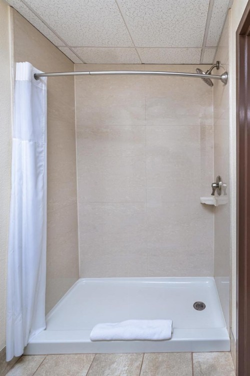 Grand Williston Hotel And Conference Center - image 23