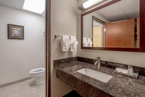 Grand Williston Hotel And Conference Center - image 41