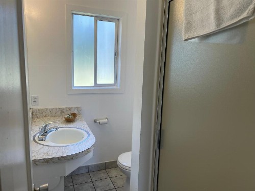 Lark Motel Willits - image 17