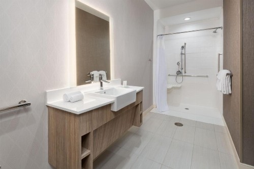 SpringHill Suites by Marriott Weatherford Willow Park - image 10