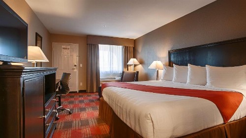 Best Western Willows Inn - image 11