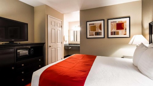 Best Western Willows Inn - image 13