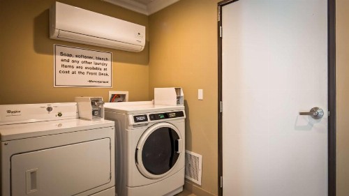 Best Western Willows Inn - image 18