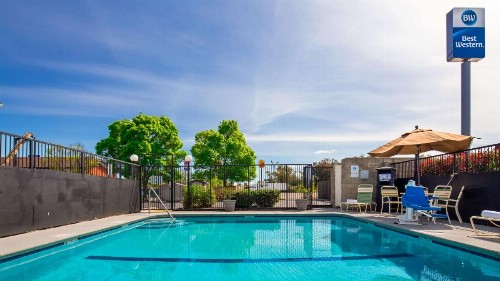 Best Western Willows Inn - image 3