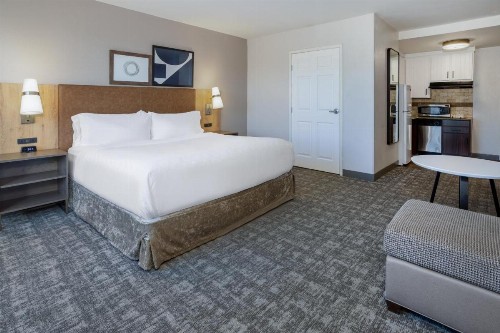 Staybridge Suites Wilmington East an IHG Hotel - image 45