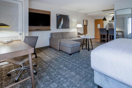 Staybridge Suites Wilmington East an IHG Hotel - image 48