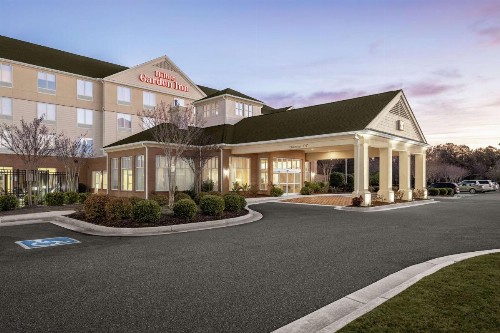 Hilton Garden Inn Wilmington Mayfaire Town Center - image 2