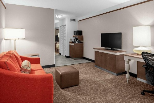 Hilton Garden Inn Wilmington Mayfaire Town Center - image 29