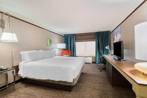 Hilton Garden Inn Wilmington Mayfaire Town Center - image 34